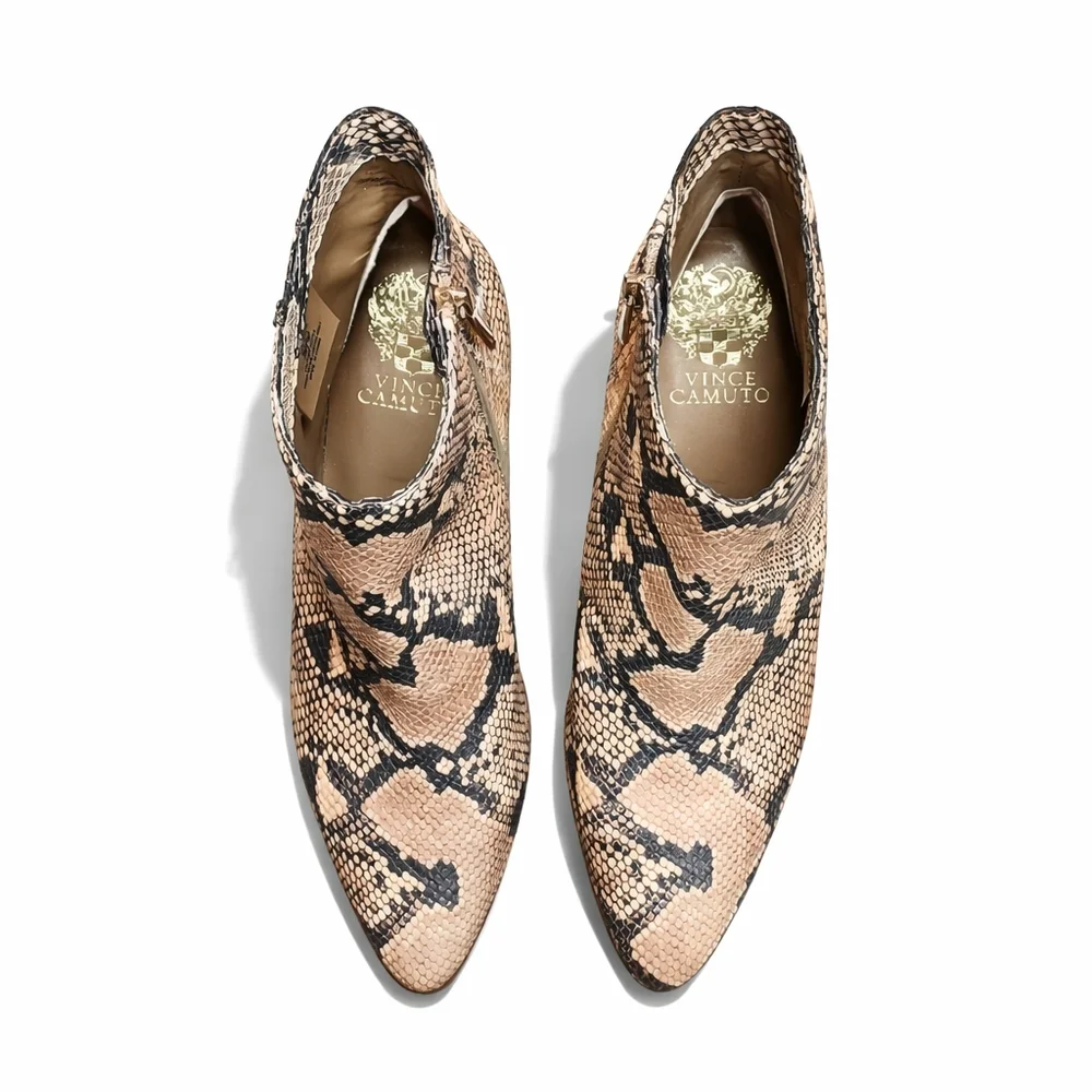 Vince Camuto vince camuto